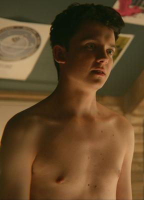 Asa Butterfield Nude Photos 31929