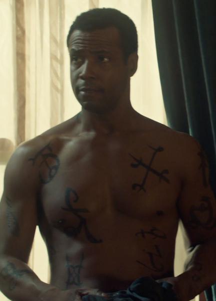 Isaiah Mustafa Hot Scenes 51666