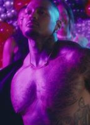 Jeff Logan Bulge Shirtless 66101