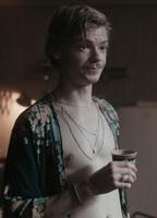 Thomas Brodie-Sangster Hot Scenes 58742