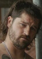 Dylan Oakes Shirtless 60917