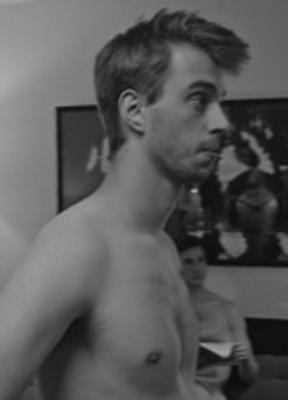 Eric Fleising Bulge Shirtless 62622