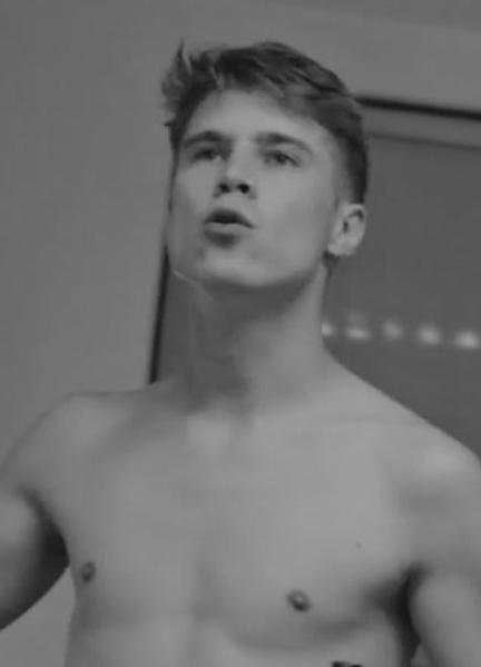 Henry Trueheart Nude 62616