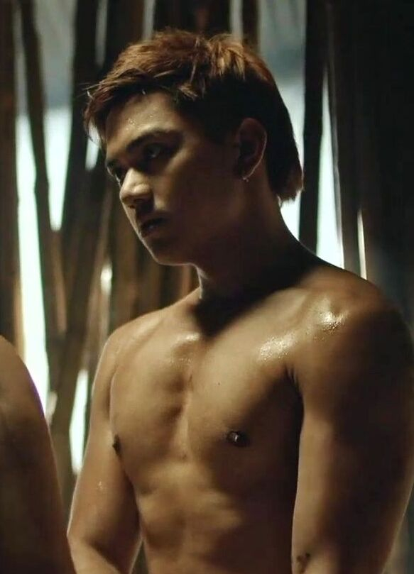 Victor Relosa Nude Photos 65569