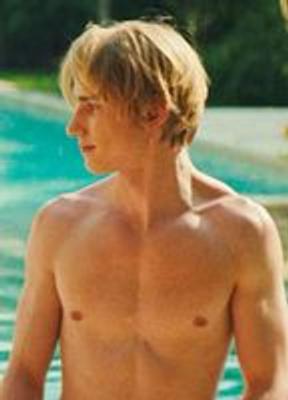 Levon Hawke Shirtless Straight 66859