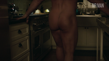 See The Most Muscular Celebrity Butts! Arnold Schwarzenegger Hugh Jackman Jason Momoa Dwayne Johnson John Cena 292