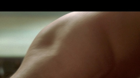 Antonio Banderas in Original Sin (2001) Butt Shirtless 9177