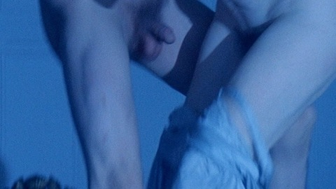 David Bowie in The Man Who Fell To Earth (1976) Shirtless Penis Balls Straight 562