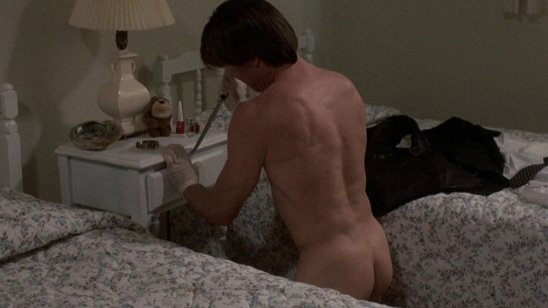 Warren Stacy from 10 to Midnight Naked. Butt, Shirtless. 42353