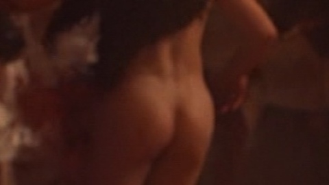 Robert Downey Jr. Nude as Robert Merivel. Shirtless, Butt. 10190