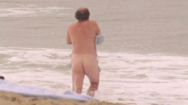 Dennis Franz Naked as Nathaniel Messinger. Butt, balding, beach. 117765