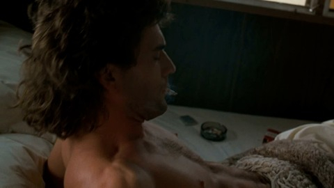 Mel Gibson in Lethal Weapon (1987) Shirtless Sexy 8063
