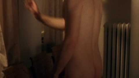 Justin Kirk Nude as Stuart Sawyer. Shirtless, Butt. 9668