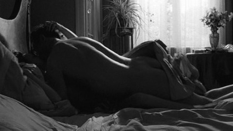 Liam Neeson Nude in Schindler's List. Sexy, Shirtless, Butt. 30514