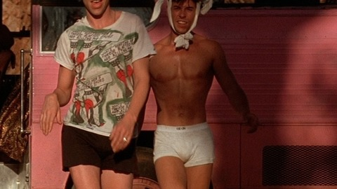 Guy Pearce in The Adventures of Priscilla, Queen of the Desert (1994) Sexy Underwear Shirtless Bulge 7633