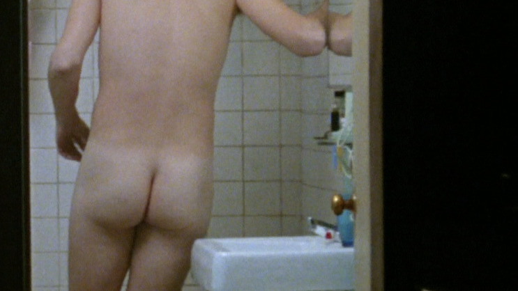Tim Robbins Nude in Jacob's Ladder. Butt. 9988