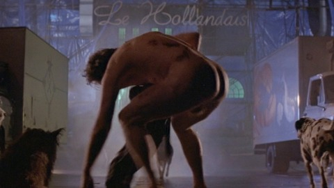 Willie Ross in The Cook, the Thief, His Wife & Her Lover (1989) Butt Shirtless 82289