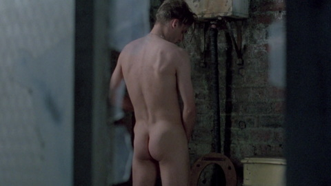 Nikolaj Coster-Waldau Nude as Wolf (as Nikolaj Waldau). Butt, blonde, pissing. 93278