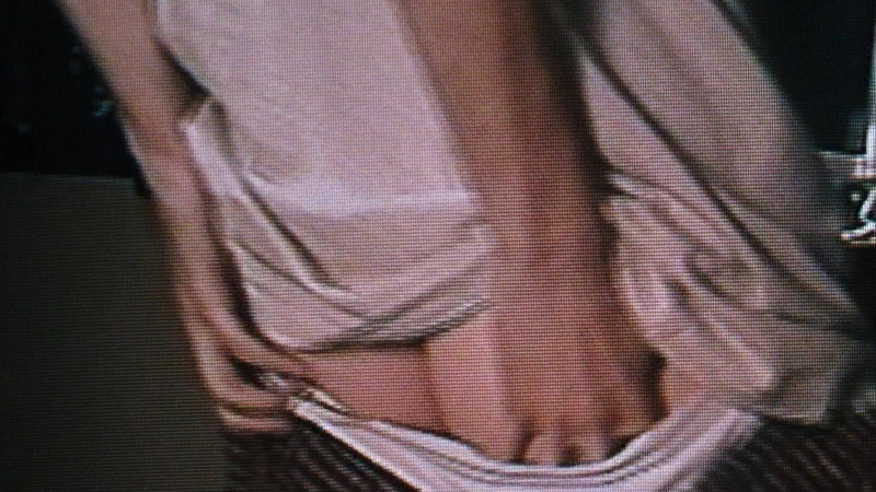 Tom Green Naked in Road Trip. Butt, mooning, nude. 197053