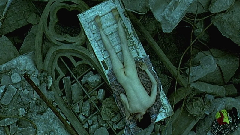 John Cameron Mitchell Nude as Hedwig. Butt, Shirtless, concrete, outside. 153272