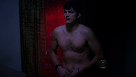 Ashton Kutcher in Two and a Half Men (2003-2015) Shirtless 11622