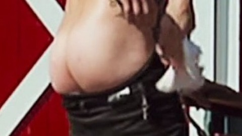 himself from Jackass Number Two Naked. Butt, Shirtless. 27341