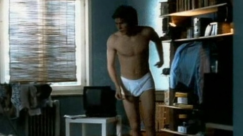 Daniel Brühl in Honolulu (2001) Sexy Shirtless Underwear 57256