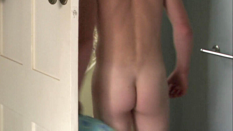 Joe Dempsie Naked as Chris Miles. Butt, Shirtless, bathroom. 131349