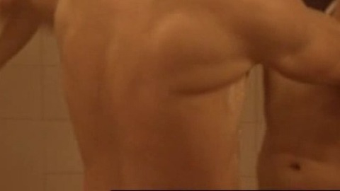 Mike Weerts in Voetbalvrouwen (2008) Shirtless 23359