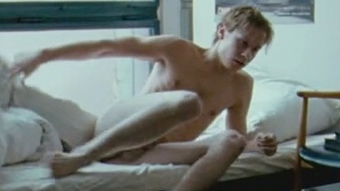 David Kross in The Reader (2008) Balls Shirtless Sexy 18383