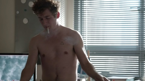 Sexiest Scenes of Lip Gallagher from Shameless. Shirtless. 33869