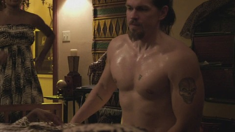 Steve Howey in Shameless (2011-2021) Sexy Shirtless Straight 24571