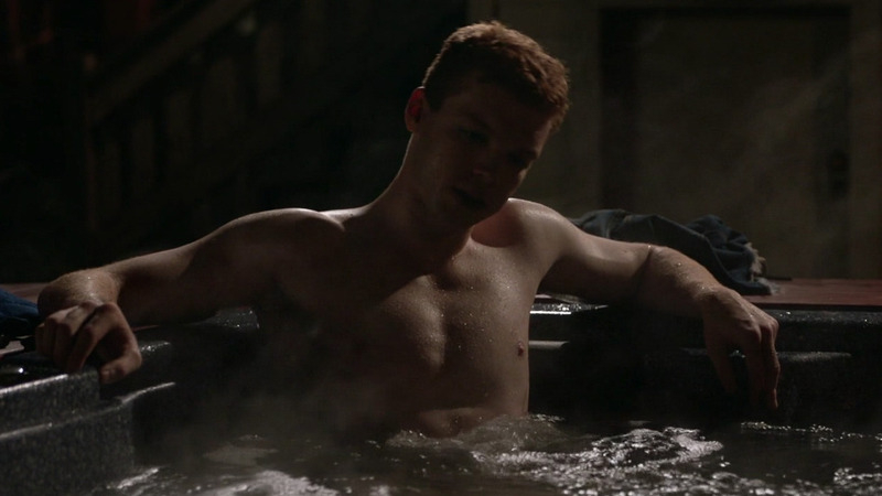 Hottest Ian Gallagher Scenes. Shirtless. 76149