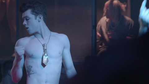 Cameron Monaghan in Shameless (2011-2021) Sexy Shirtless 31473