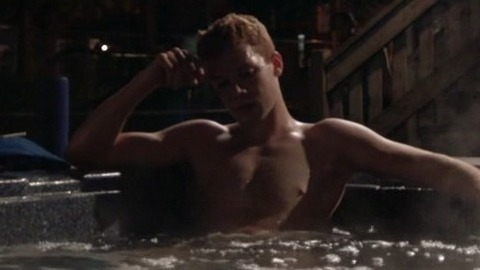 Cameron Monaghan in Shameless (2011-2021) Shirtless 76146