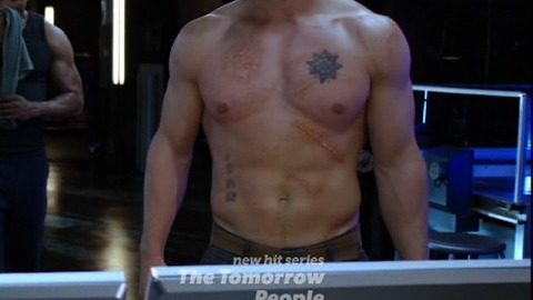 Stephen Amell in Arrow (2012-2019) Shirtless 10572