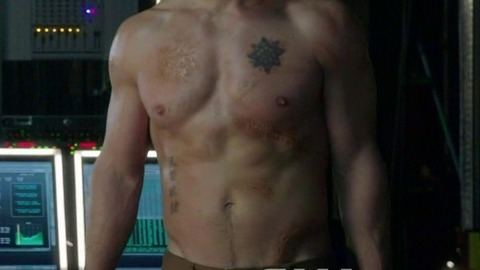Stephen Amell in Arrow (2012-2019) Shirtless 14493