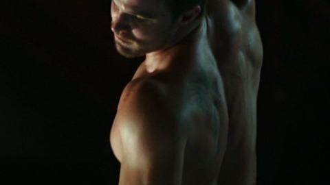 Sexiest Scenes of Oliver Queen / Green Arrow from Arrow. Shirtless, Sexy. 6365