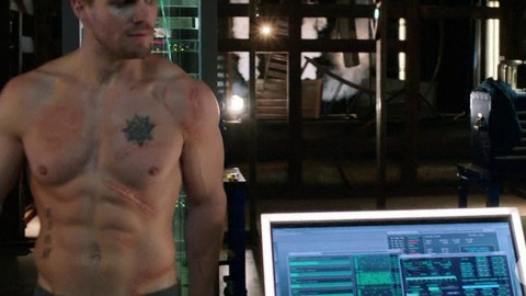Stephen Amell in Arrow (2012-2019) Sexy Shirtless Sexy Shirtless 14069