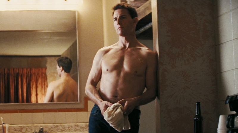 Sexiest Jack Reacher Scenes. Shirtless, abs, beer. 3184