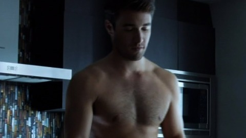 Joshua Bowman in Revenge (2011-2015) Shirtless Sexy 9443