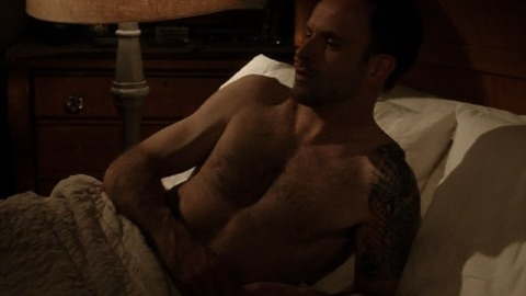 Jonny Lee Miller in Elementary (2012-2018) Shirtless 3320