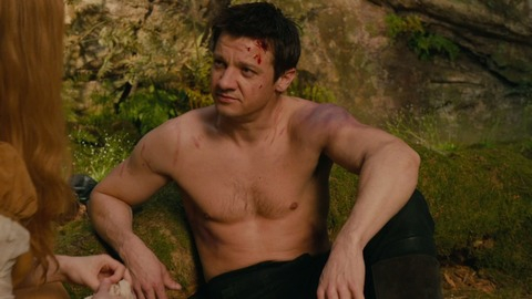 Sexiest Jeremy Renner Scene in Hansel & Gretel: Witch Hunters. Shirtless. 2629
