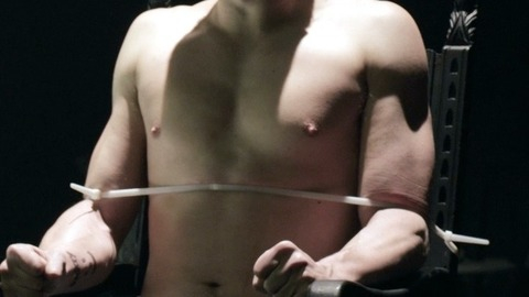 Tom Stevens in 12 Rounds 2: Reloaded (2013) Shirtless 672