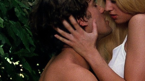 Marco Leonardi in The Stendhal Syndrome (1996) Shirtless Straight 5616