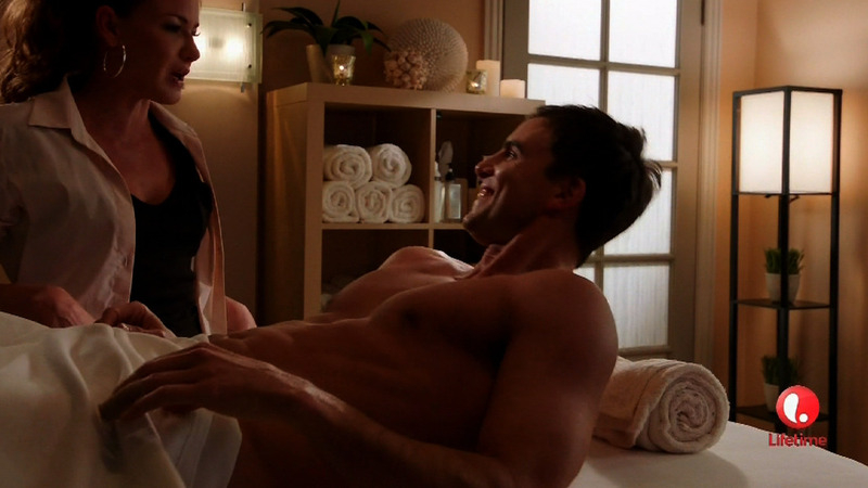 Hottest Evan Parks Scenes. Shirtless. 465