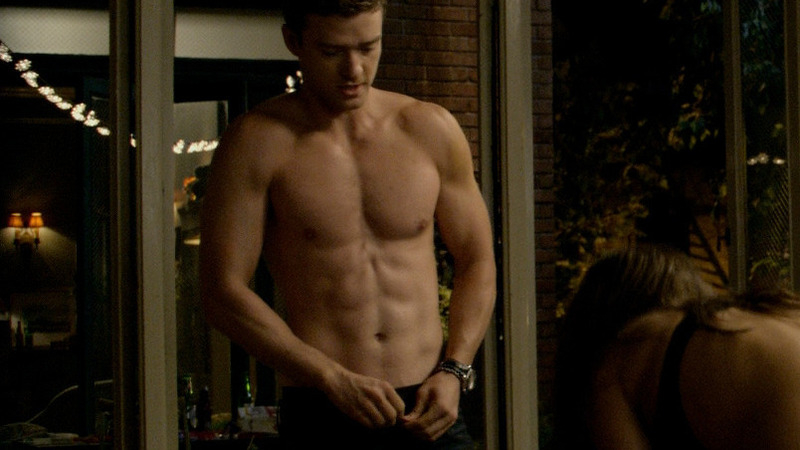 Sexiest Scenes of Dylan Harper from Friends With Benefits. Shirtless, Straight. 8501