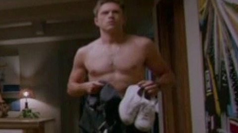 Aaron Tveit in Graceland (2013-2015) Shirtless Underwear 20662