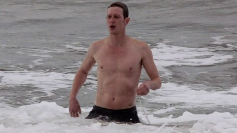 Gabriel Mann in Revenge (2011-2015) Bathing Suit Gay Shirtless 13213