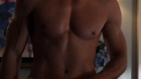 Justin Hartley in Revenge (2011-2015) Shirtless Sexy 9449
